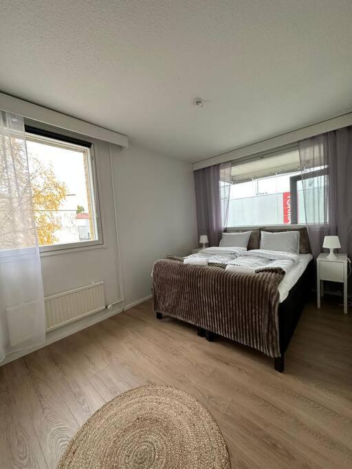 Central City Suite - King Size Bed - Wi-Fi - Sauna Rovaniemi Bagian luar foto